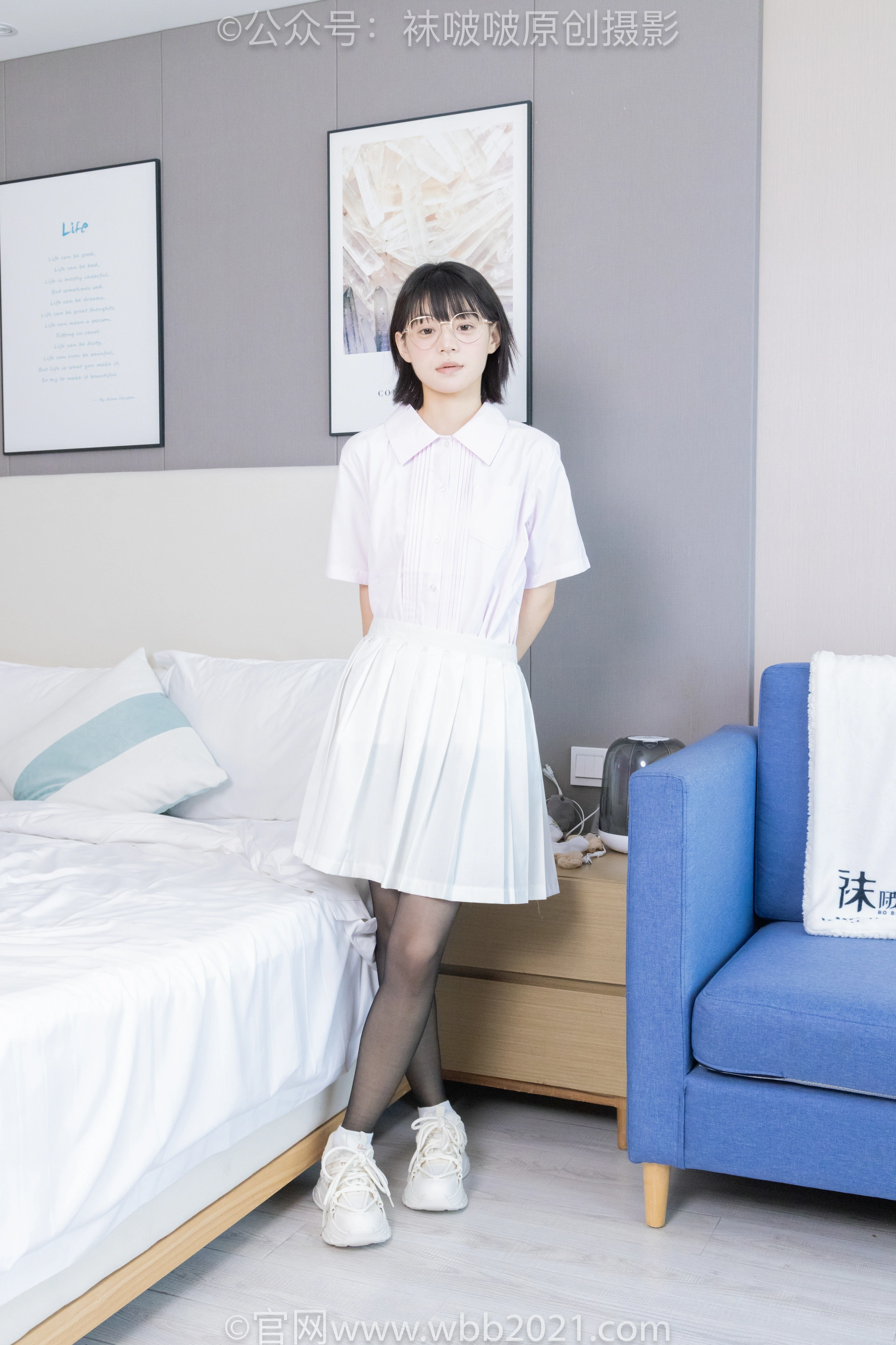 [BoBoSocks袜啵啵] NO.449 糯米-运动鞋、白棉袜、黑丝（花絮版） 1